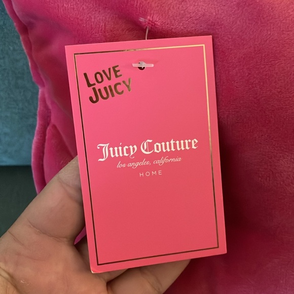 ✨Juicy Couture 💎BEAUTIFUL💎 bling logo body pillow NWT - Picture 10 of 13